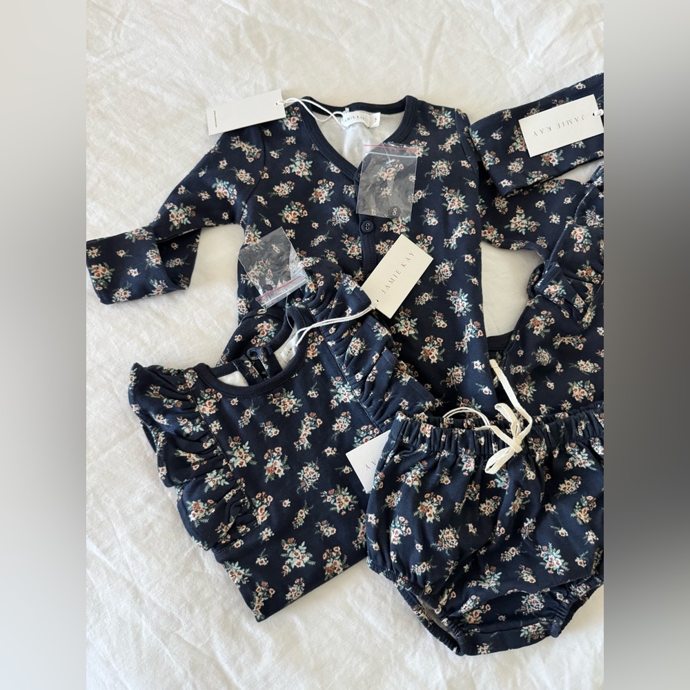 Jaime Kay NWT Bundle Set - 1 YR - Picture 9 of 16